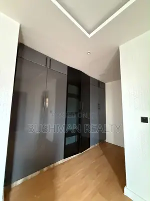 4bdrm Duplex in Lekki Phase 1 for rent