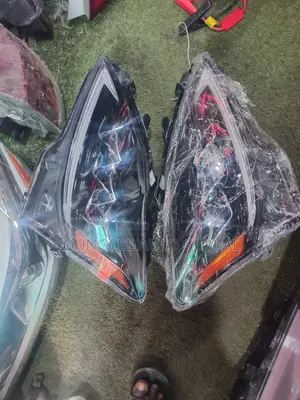 Headlight Is250 Three Touch