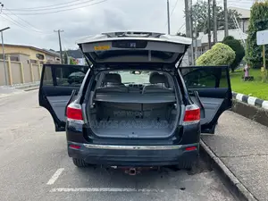 Toyota Highlander Limited 2011 Black
