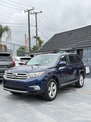 Toyota Highlander 2012 Blue
