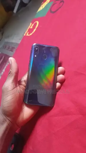 Samsung Galaxy A40 64 GB Black