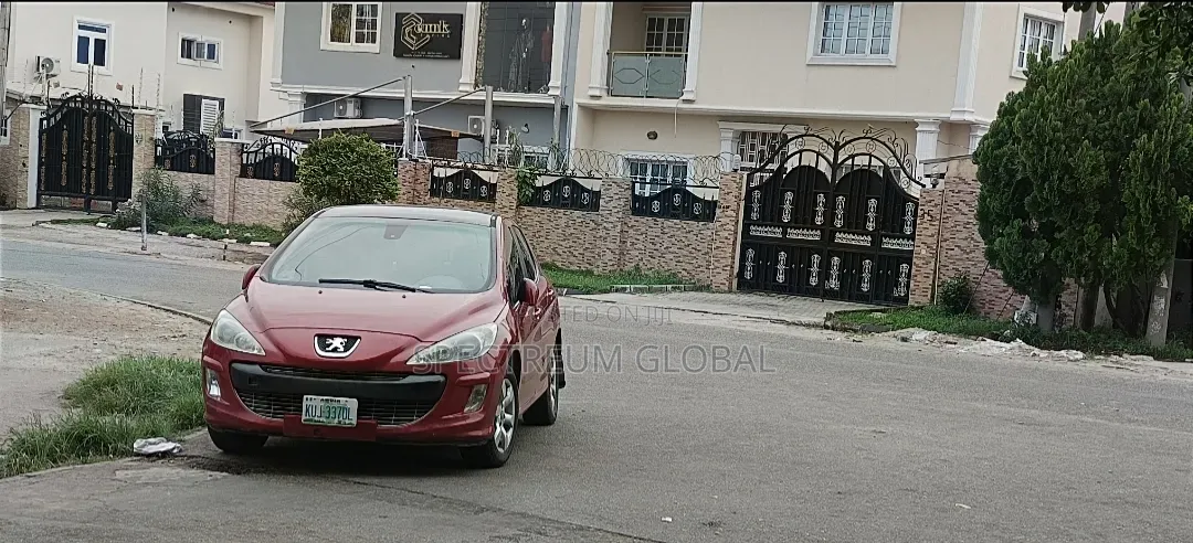 Peugeot 308 2012 Red