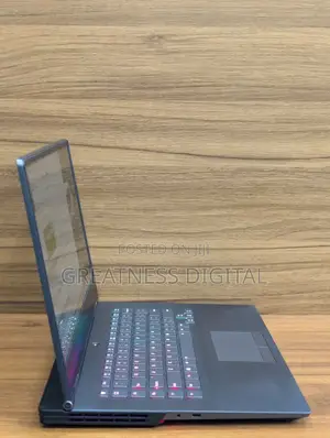 Laptop Dell XPS 15 9500 32GB Intel Core i9 HDD+SSD 1T