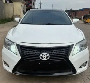 Toyota Camry XLE 4dr Sedan (2.4 4cyl 5A) 2008 White