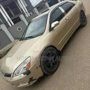Honda Accord Automatic 2005 Gold