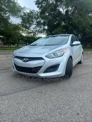 Hyundai Elantra 2013 Silver
