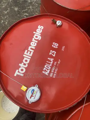 208Liter Drum of Totalenergies Azolla Zs 68 Hydraulic Oil