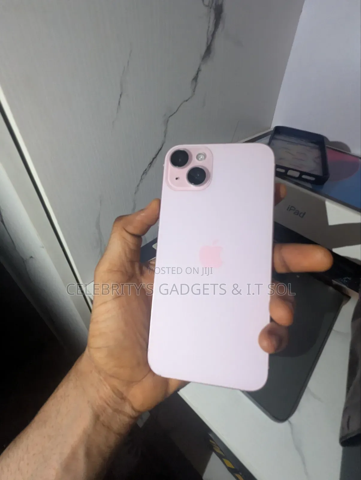 Apple iPhone 15 Plus 128 GB Pink