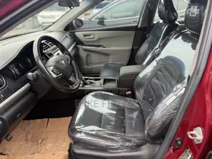 Toyota Camry SE 4dr Sedan (2.5L 4cyl 6A) 2015 Red