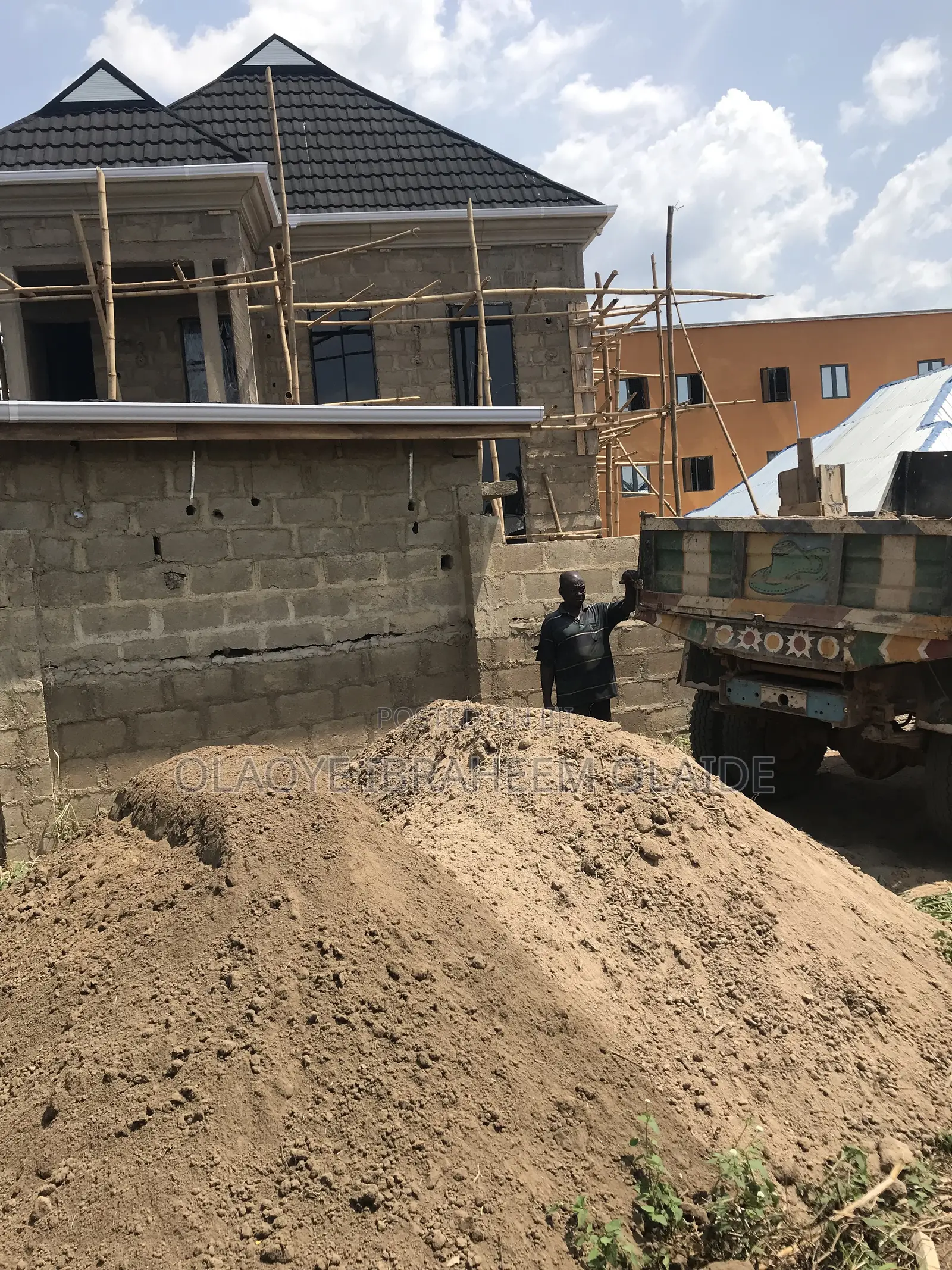 Plastering/Sucking Sand