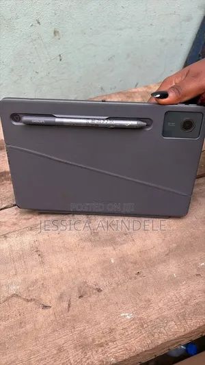 Laptop Lenovo 4GB SSD 32GB