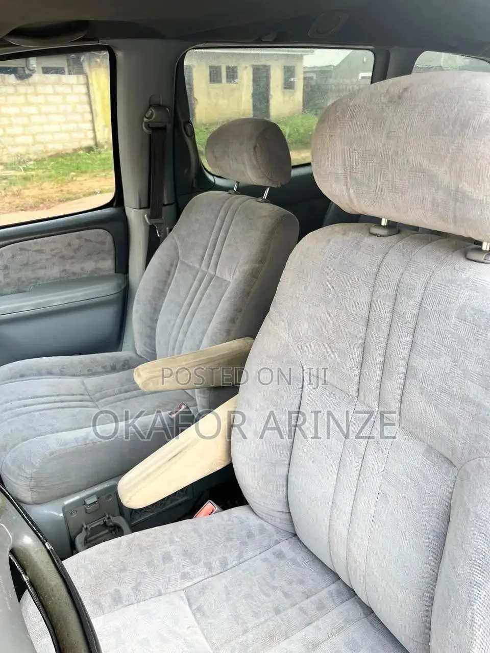 Toyota Sienna LE 2001 Gray