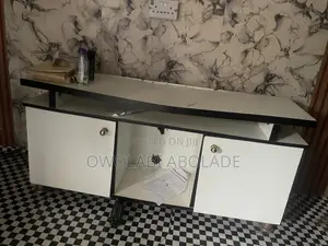 TV Shelves