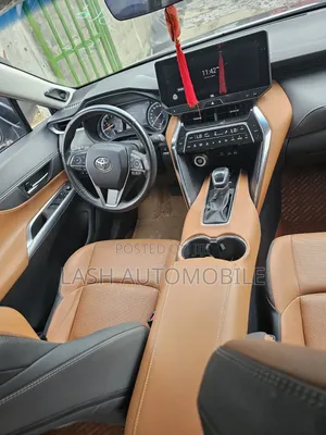 Toyota Venza 2023