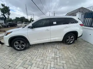 Toyota Highlander Limited Platinum 2019 White