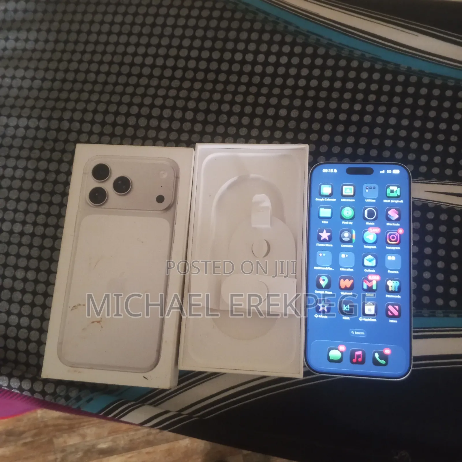 New Apple iPhone 17 Pro Max 256 GB Silver
