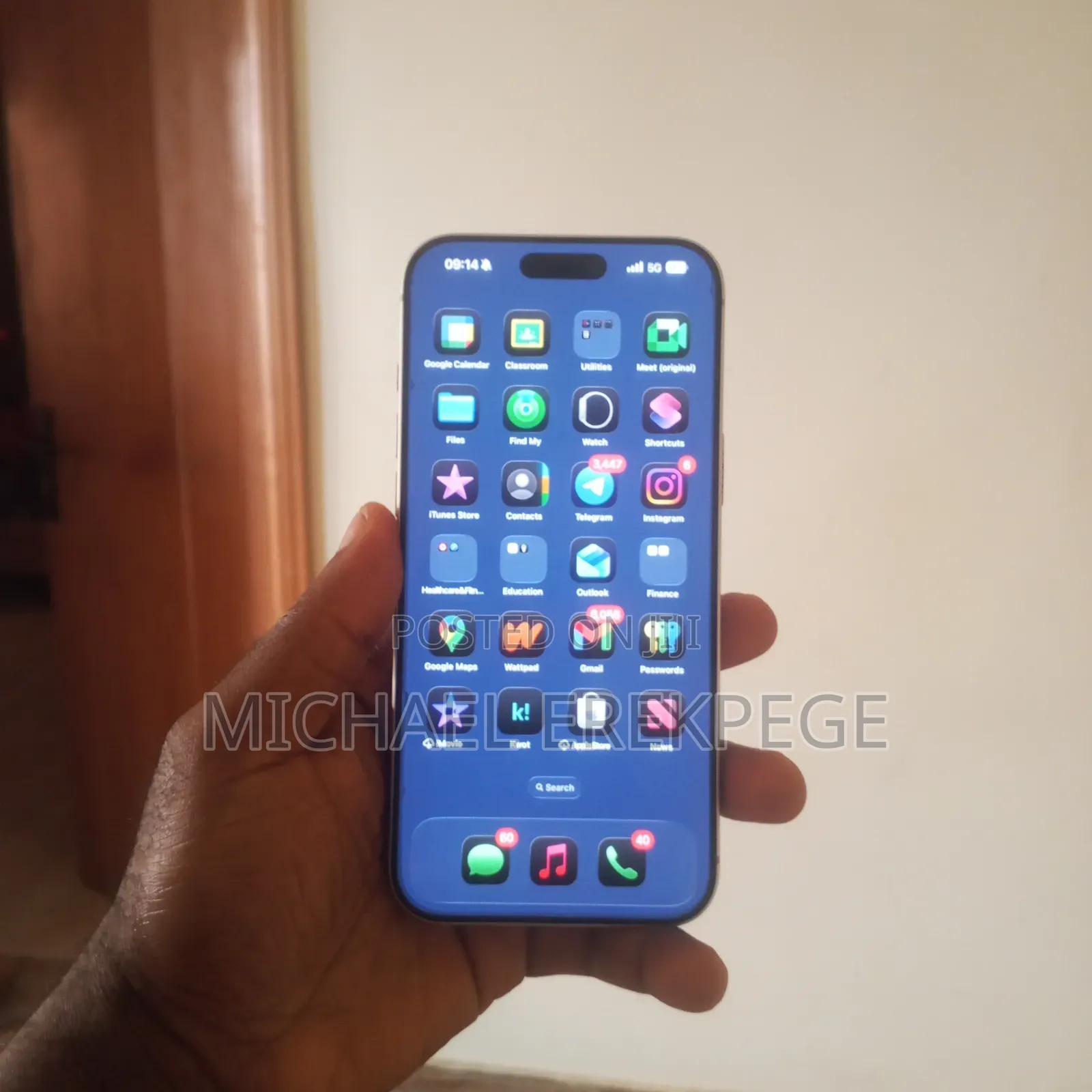New Apple iPhone 17 Pro Max 256 GB Silver