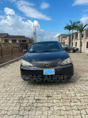 Toyota Camry LE 4dr Sedan (2.4L 4cyl 5M) 2003 Black