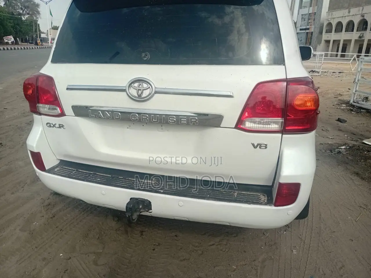 Toyota Land Cruiser 2012 White