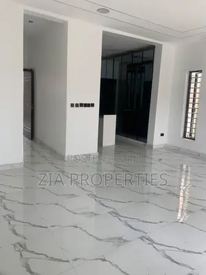 4bdrm Townhouse/Terrace in Osapa london for sale