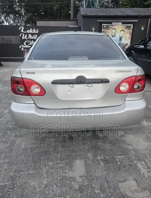 Toyota Corolla 2025 Gray