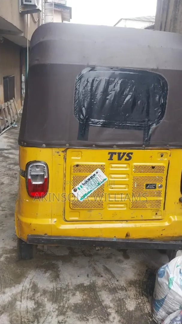 TVS King Deluxe Plus iTouch Start 2021 Orange