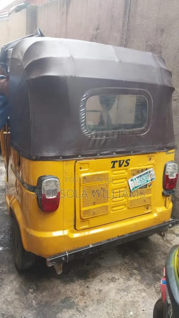 TVS King Deluxe Plus iTouch Start 2021 Orange