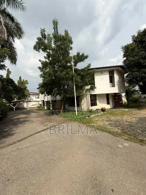 12bdrm Duplex in Maitama for rent