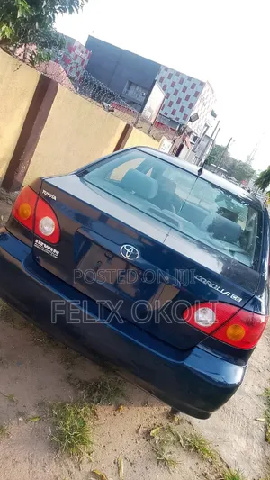 Toyota Corolla 2004 Blue