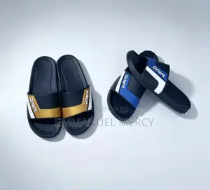 Sleek Unisex Slide