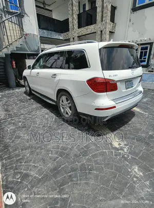 Mercedes-Benz GL-Class GL550 4MATIC 4dr SUV AWD (4.7L 8cyl Turbo 7A)