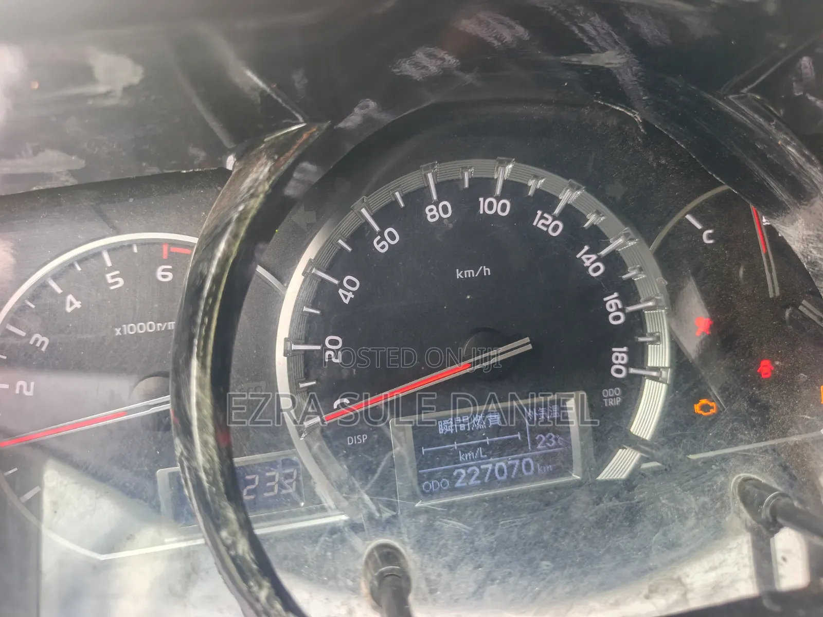 Toyota HiAce 2014 Silver