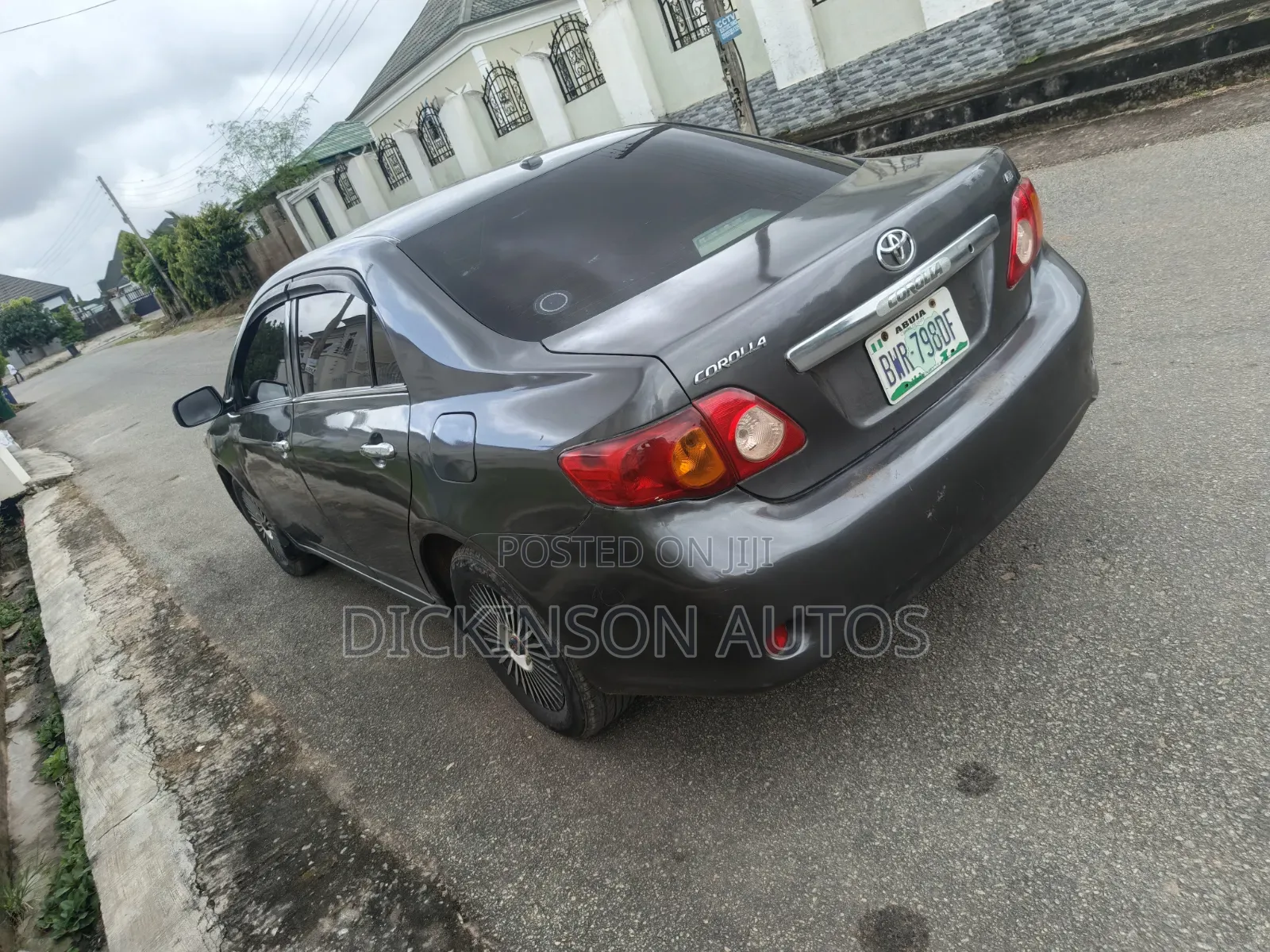Toyota Corolla 2010 Gray