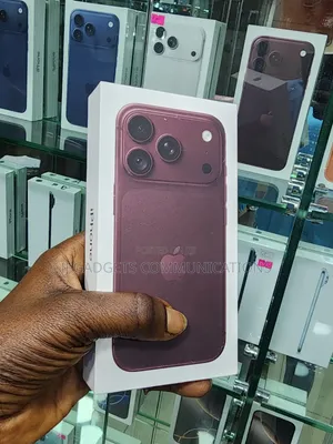 New Apple iPhone 18 Pro 256 GB Bronze