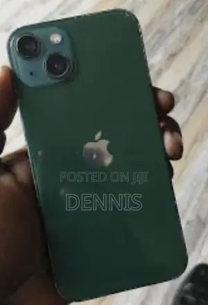 Apple iPhone 13 128 GB Green