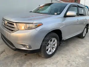 Toyota Highlander 2013 White
