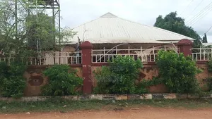 Furnished 3bdrm Bungalow in Gidanmangoro, Orozo for sale