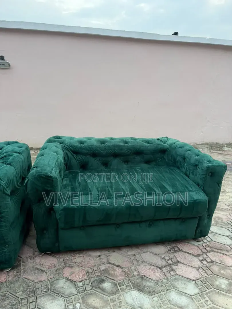 Seater Chesterfield Style Sofa