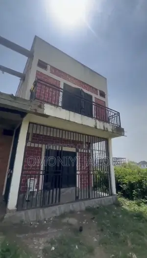 Shop/Warehouse for Rent Fo1 Kubwa Market