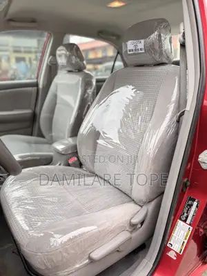 Toyota Corolla CE 2005