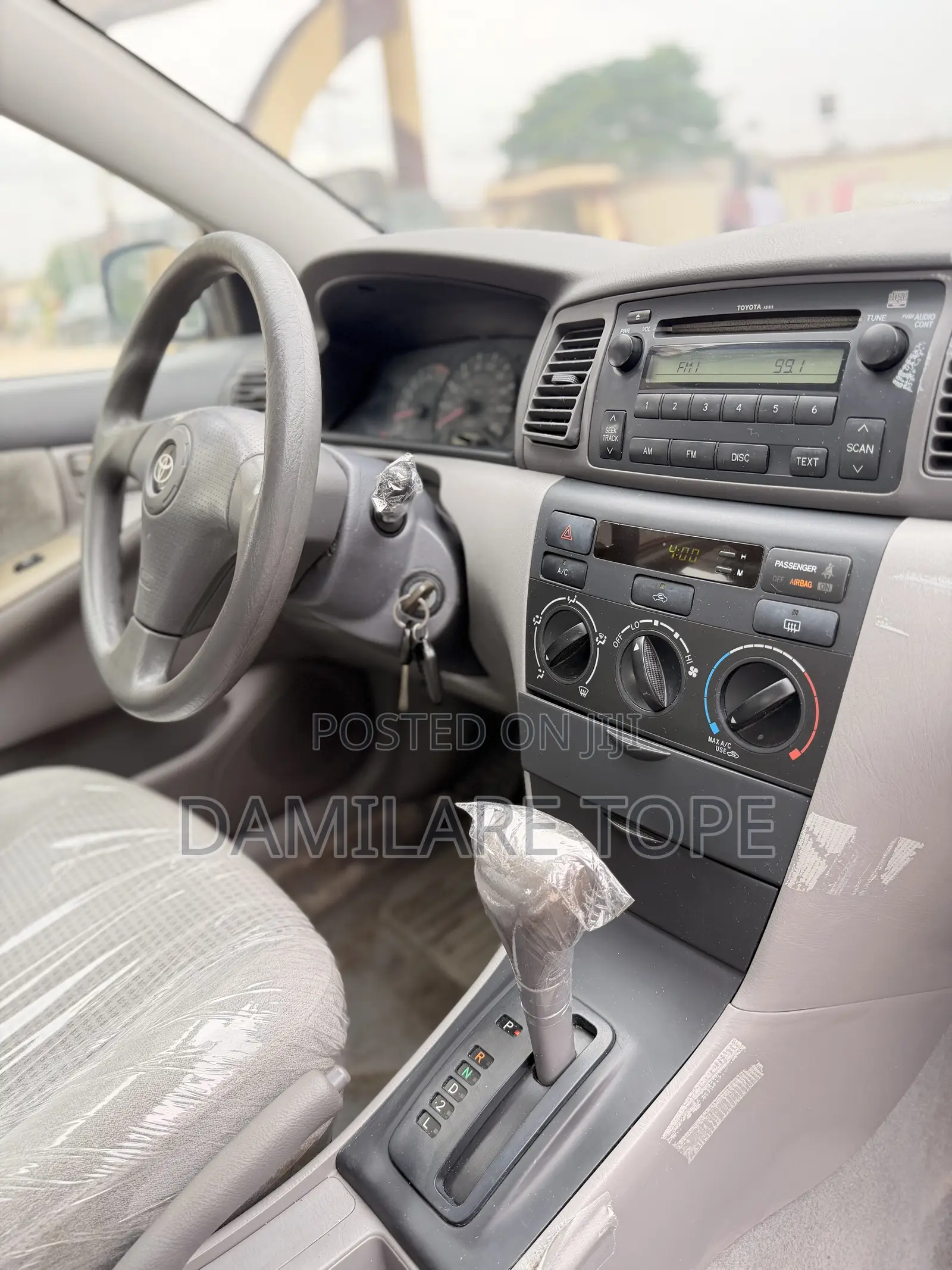 Toyota Corolla CE 2005