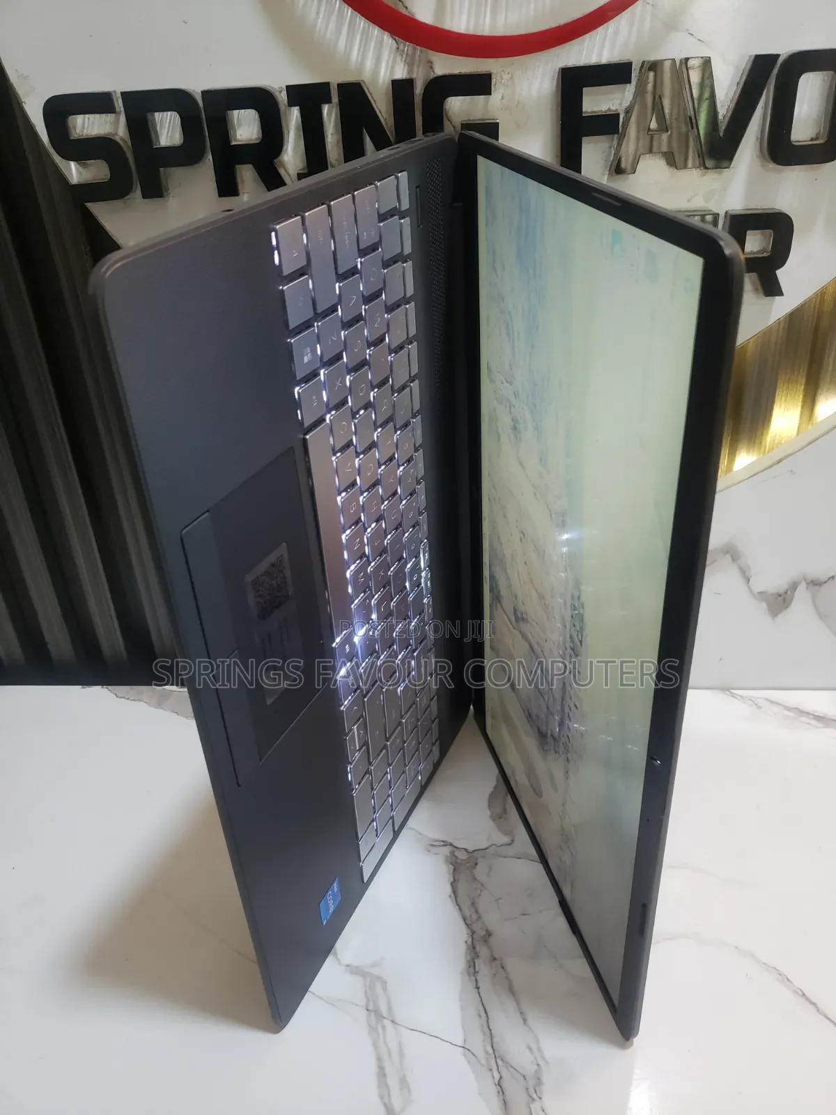 Laptop HP 250 G10 8GB Intel Core i5 SSD 256GB