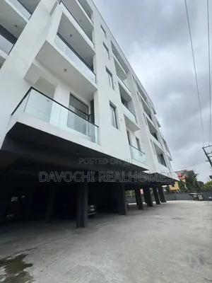 2bdrm Apartment in Lekki Phase 1 for rent