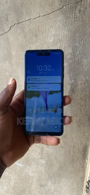 Tecno Spark 20 128 GB Black