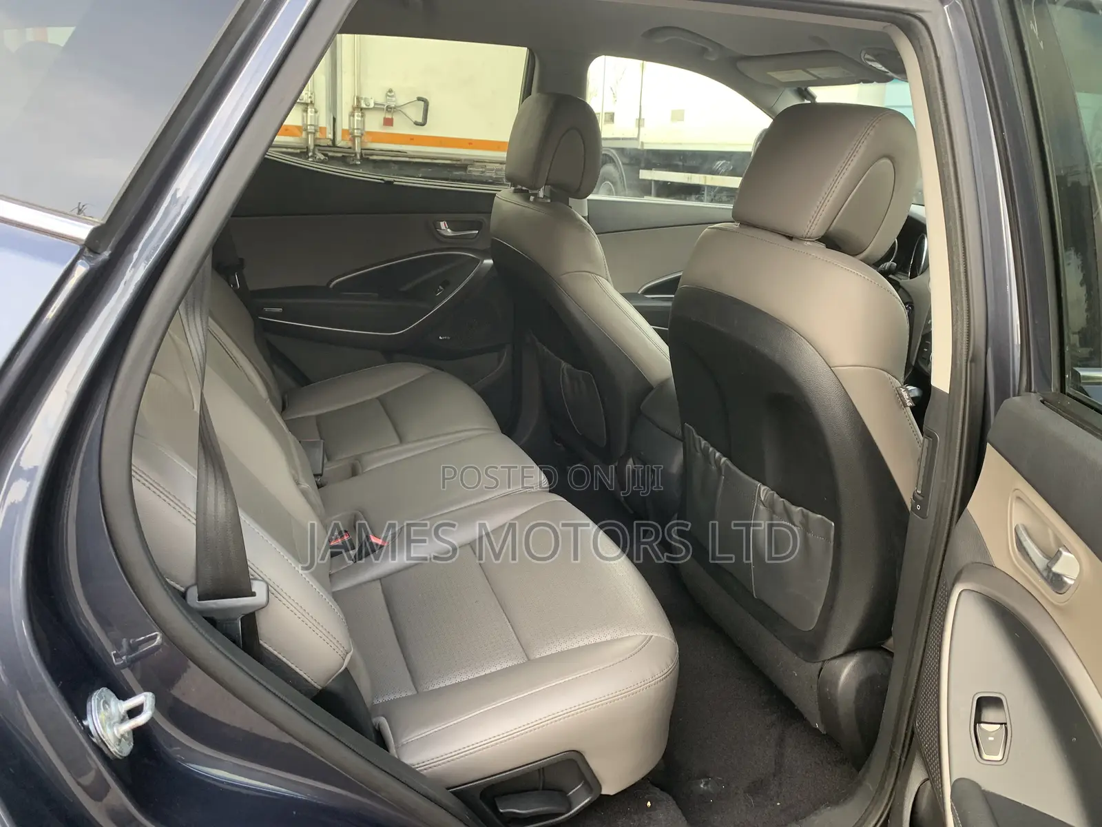 Hyundai Santa Fe 2015 Blue