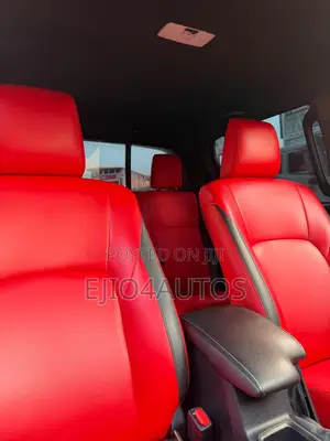 Toyota Hilux 2024 Black