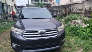 Toyota Highlander 2010 Gray