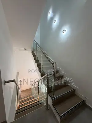 5bdrm Duplex in Wuse for rent