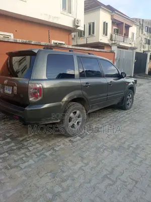 Honda Pilot 2006 Gray