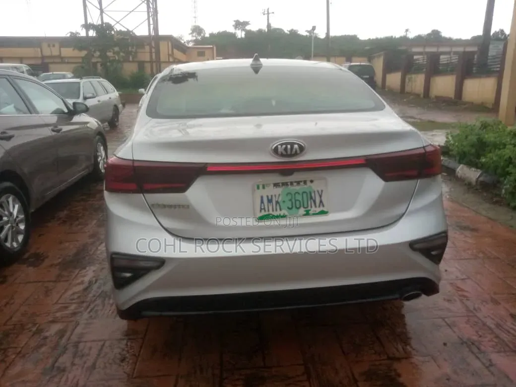 Kia Cerato 2021 Silver